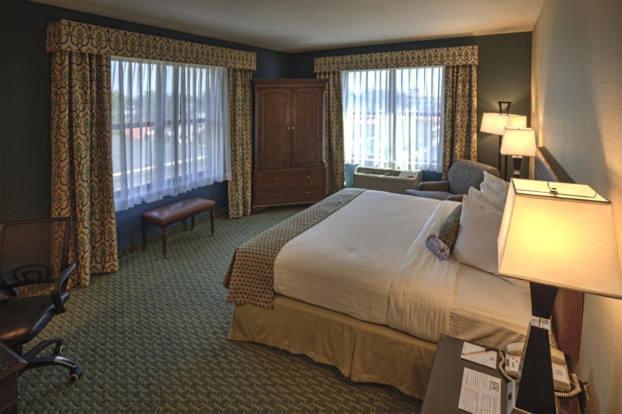 Premier King Room